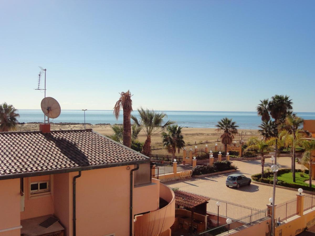 Baciati Dal Sole - Appartamento Fronte Spiaggia Порто Емпедокле Екстериор снимка